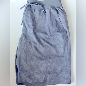 Lululemon T.H.E. Linerless Short 9"